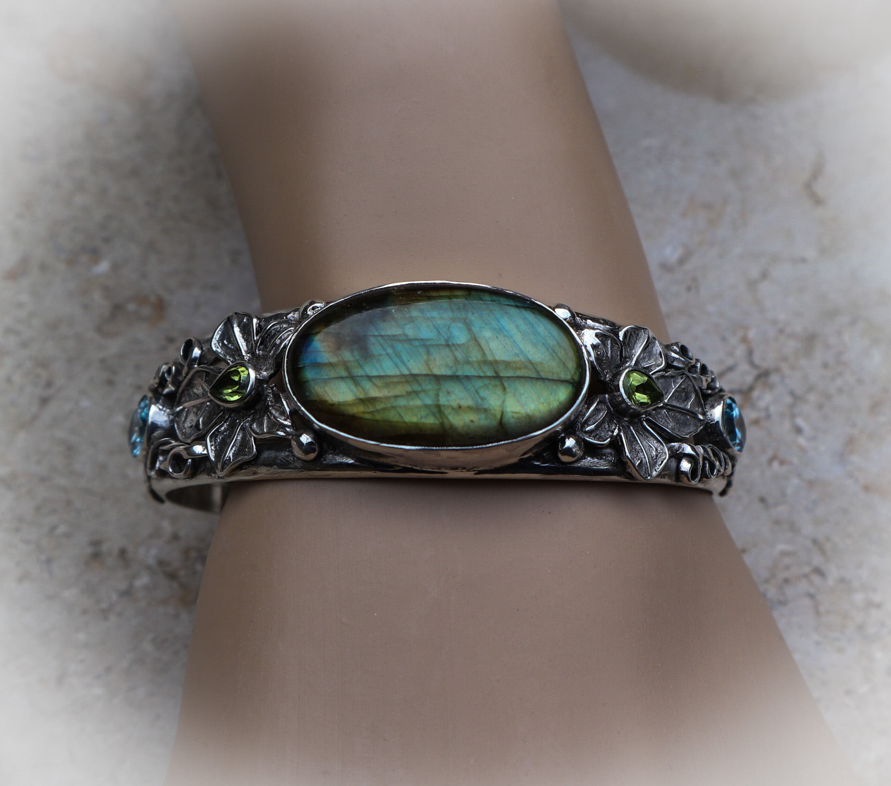 Enchanted Bracelet4
