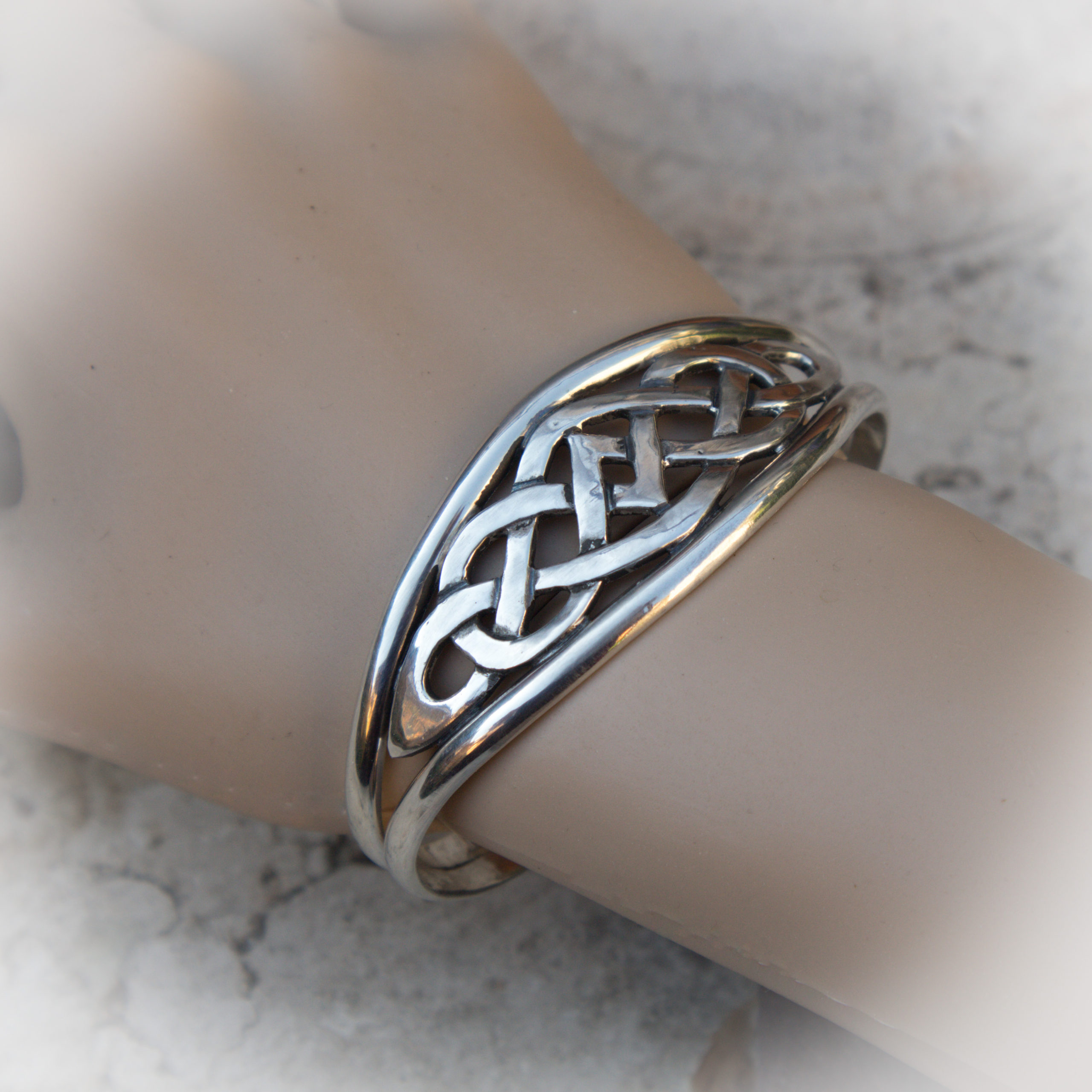 Keltische knoop handketting Sieraden Armbanden Handkettingen 