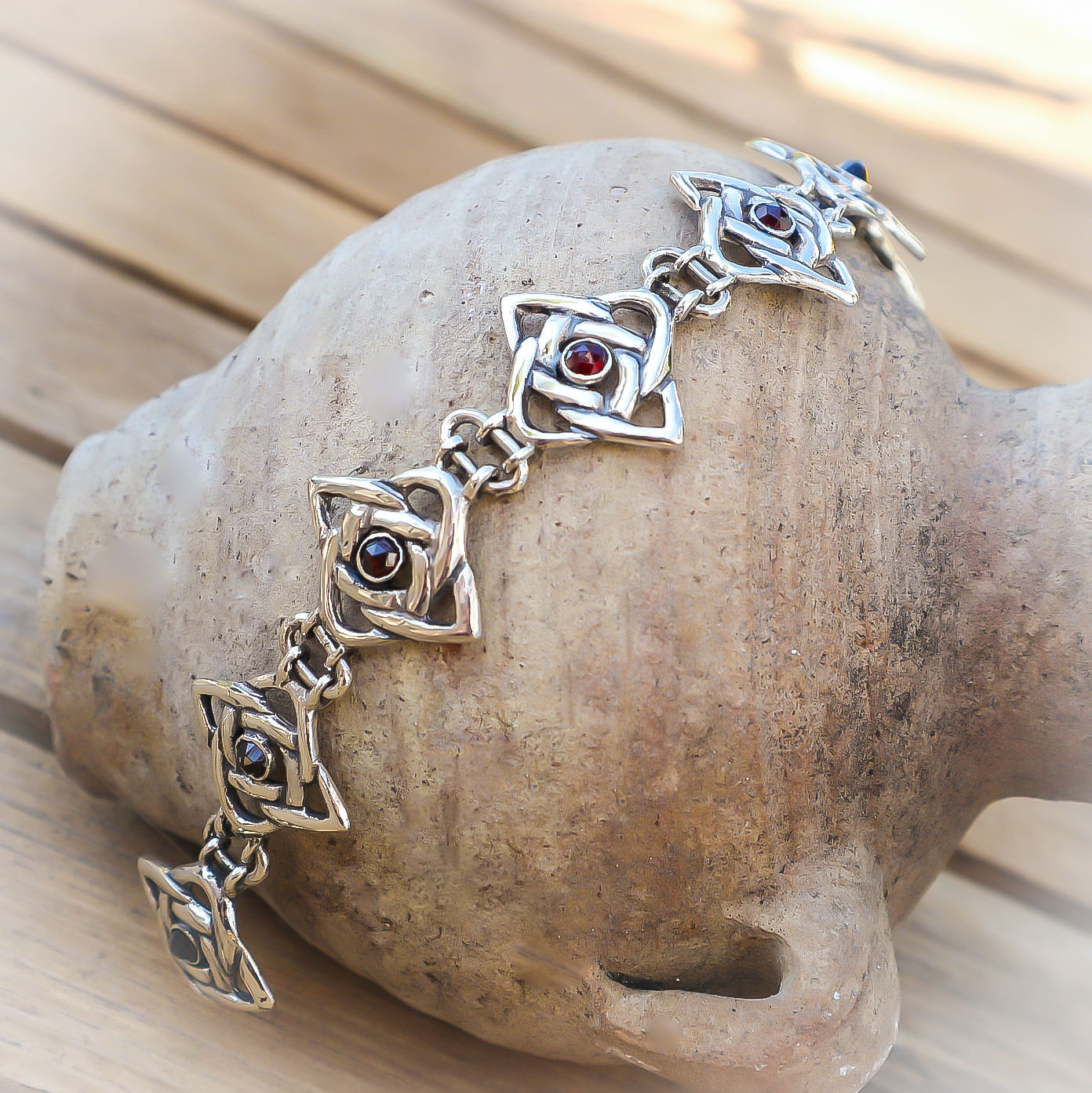 garnetbracelet_edited